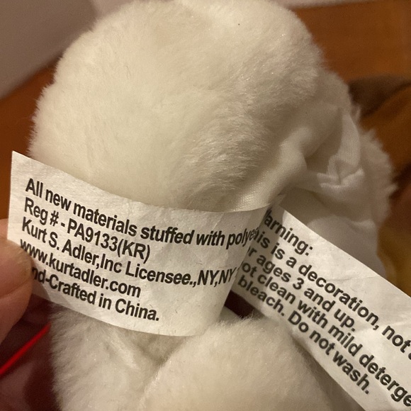 Kurt S. Adler Beagle The Dog Artlist Collection 20” Plush Christmas Stocking - Picture 10 of 11